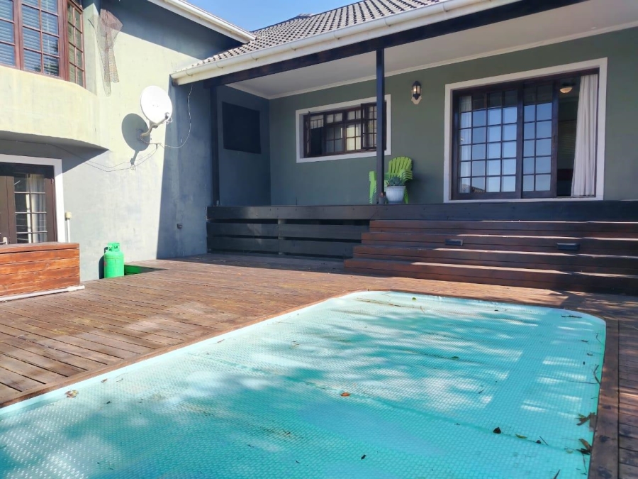 5 Bedroom Property for Sale in Knysna Heights Western Cape